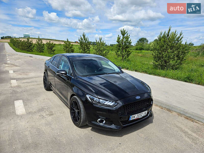 Ford Fusion 2016