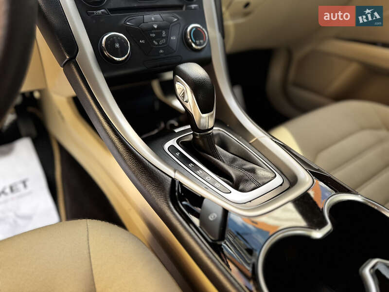 Седан Ford Fusion 2015 в Ивано-Франковске