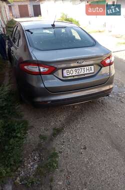 Седан Ford Fusion 2014 в 