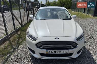 Ford Fusion 2015