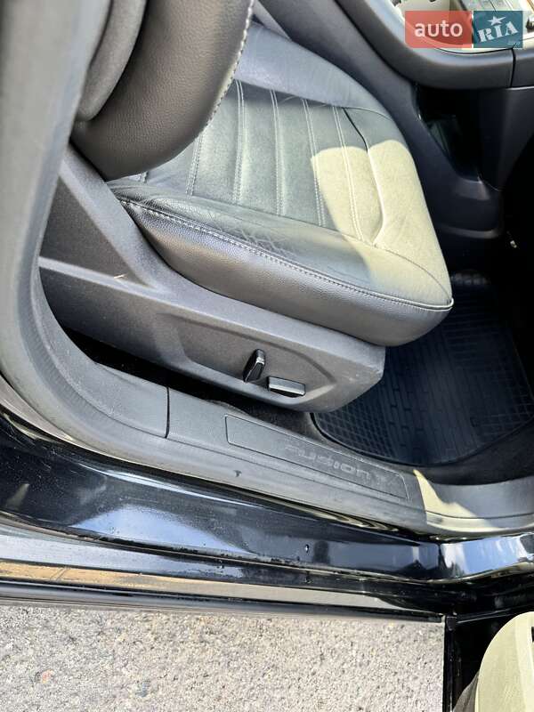 Седан Ford Fusion 2013 в Киеве