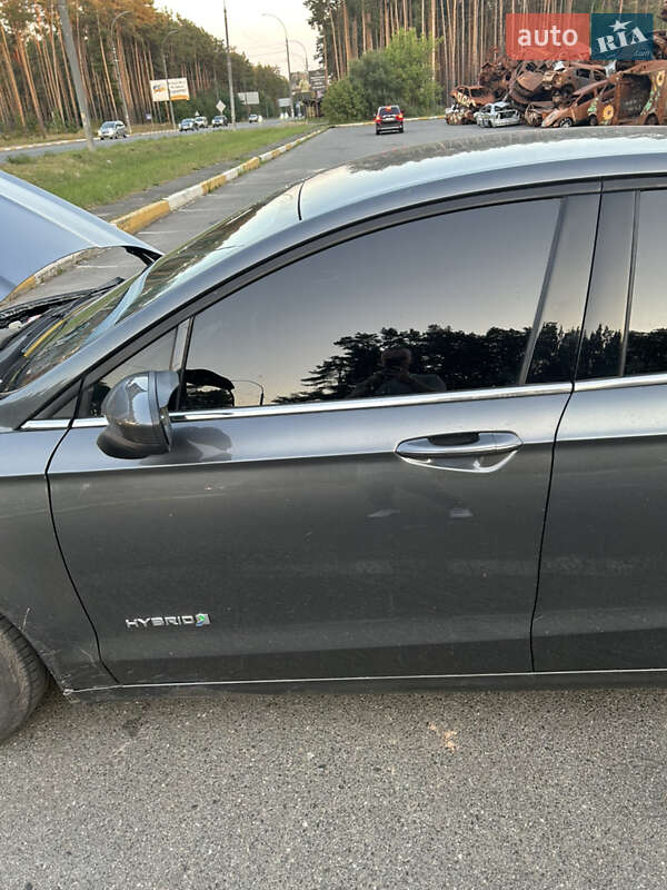 Седан Ford Fusion 2018 в Ирпене