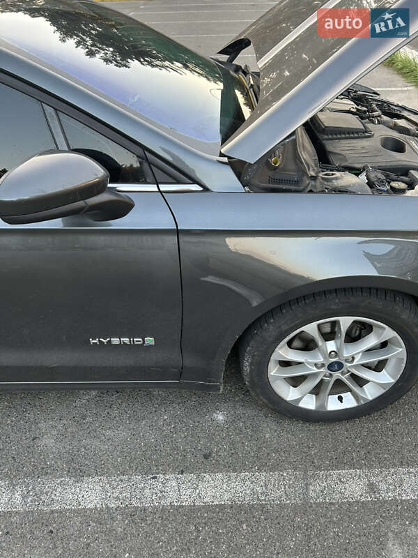 Седан Ford Fusion 2018 в Ирпене