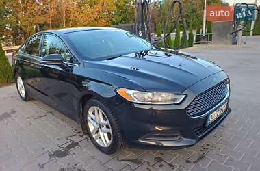 Седан Ford Fusion 2014 в 