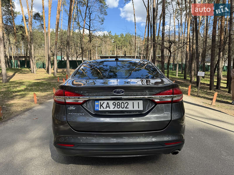 Седан Ford Fusion 2016 в Києві