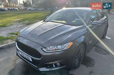 Ford Fusion 2015
