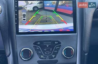 Седан Ford Fusion 2017 в 