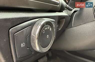 Седан Ford Fusion 2017 в 