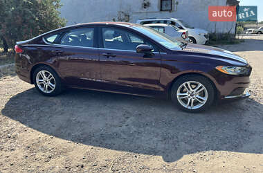 Седан Ford Fusion 2018 в 