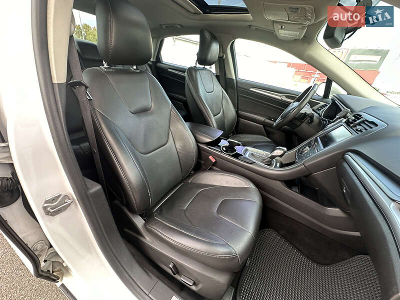 Седан Ford Fusion 2013 в Києві