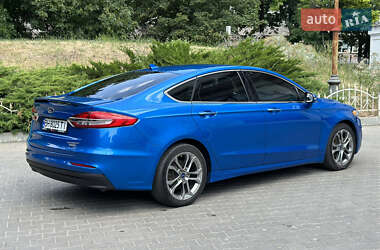 Седан Ford Fusion 2019 в Одессе