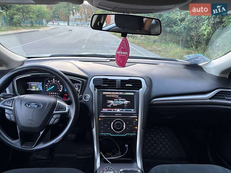 Седан Ford Fusion 2017 в Киеве фото 11 Седан Ford Fusion 2017 в Киеве