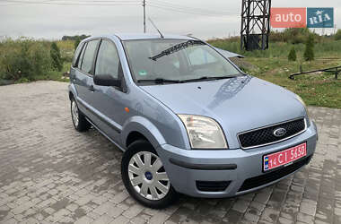 Хетчбек Ford Fusion 2004 в 