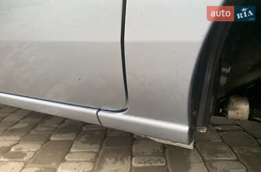 Хетчбек Ford Fusion 2004 в 