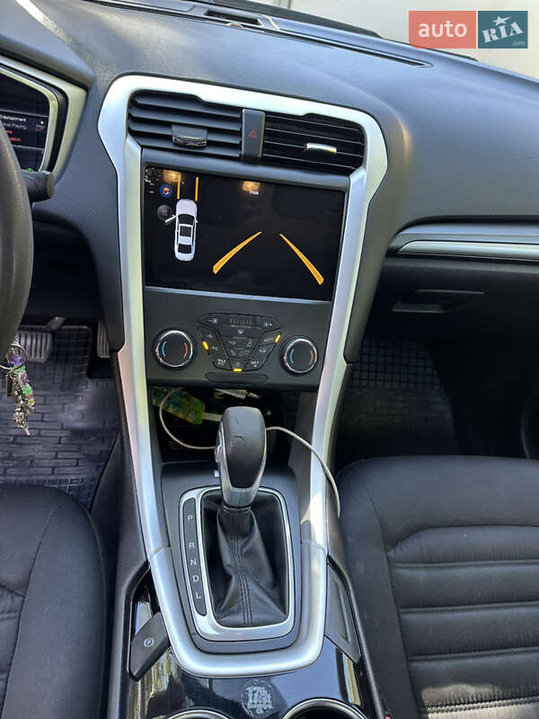 Седан Ford Fusion 2014 в Днепре
