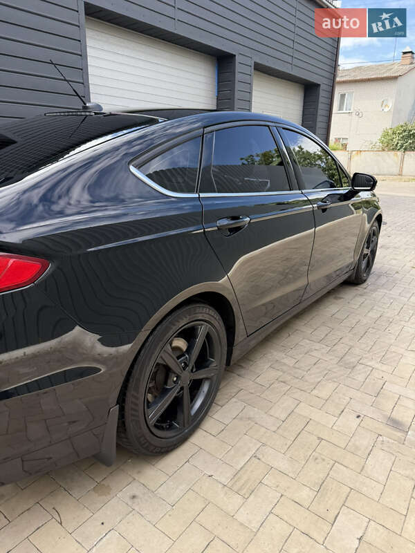 Седан Ford Fusion 2015 в Києві фото 6 Седан Ford Fusion 2015 в Києві