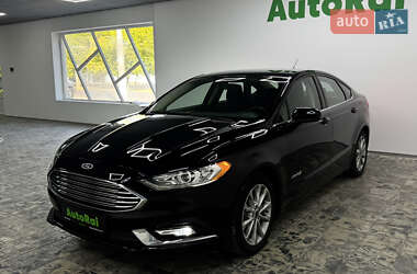 Седан Ford Fusion 2016 в 