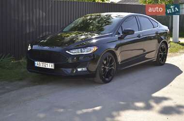 Седан Ford Fusion 2019 в 