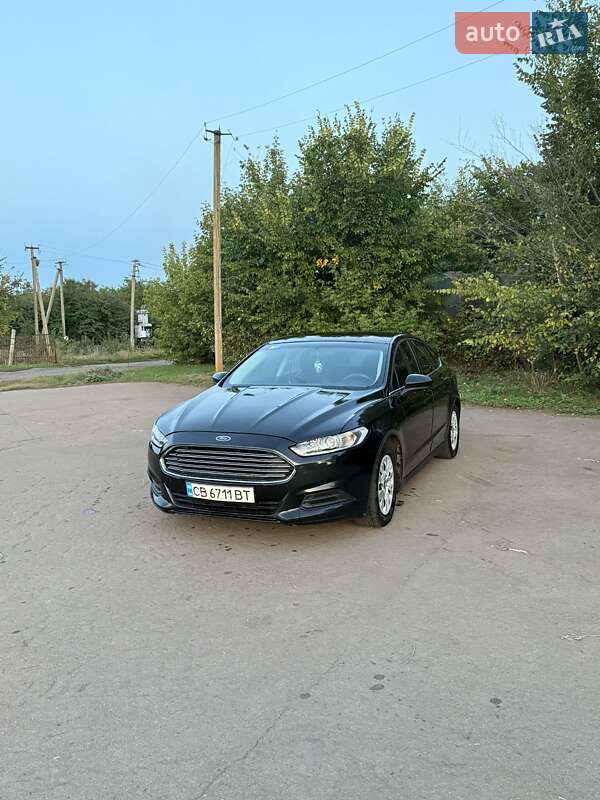 Седан Ford Fusion 2013 в 