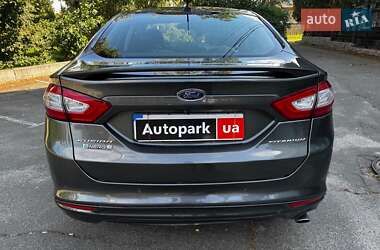 Седан Ford Fusion 2014 в 
