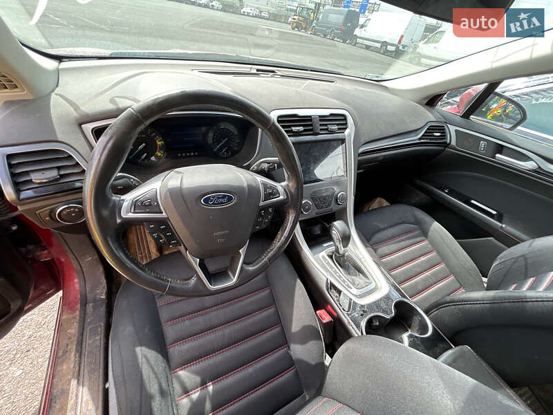Седан Ford Fusion 2014 в Киеве фото 7 Седан Ford Fusion 2014 в Киеве