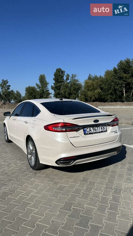 Седан Ford Fusion 2017 в Черкасах