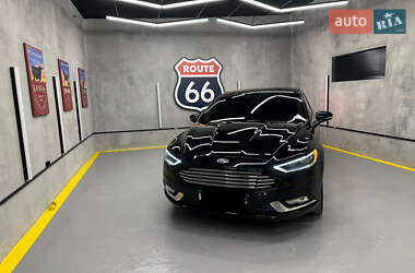 Седан Ford Fusion 2018 в 