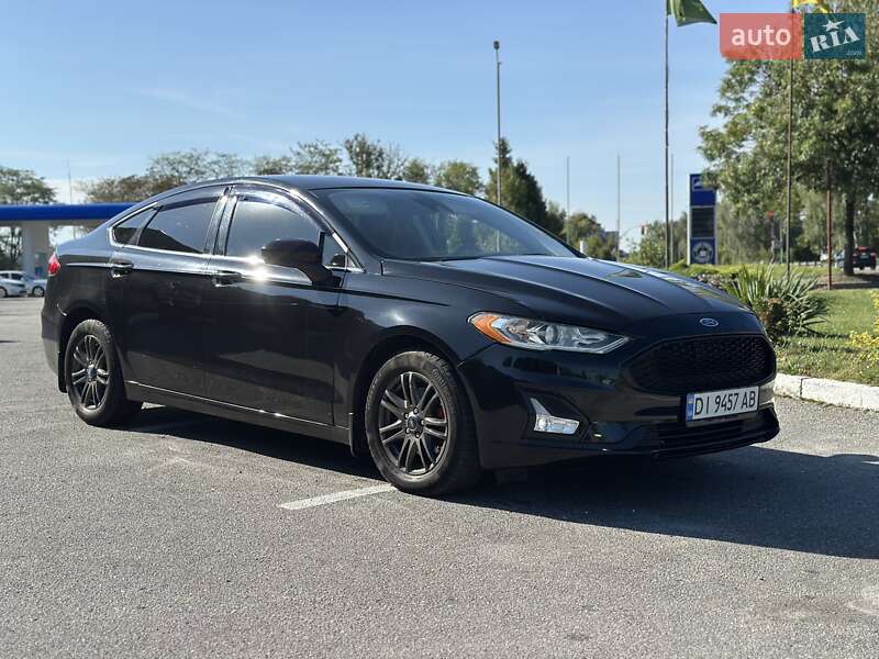Ford Fusion 2019