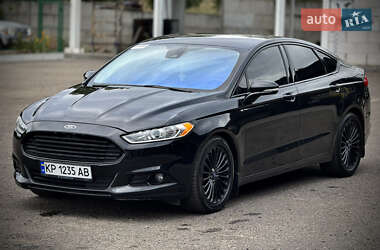 Седан Ford Fusion 2013 в 