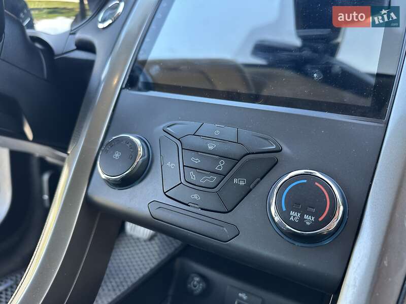 Седан Ford Fusion 2019 в Хмельницком