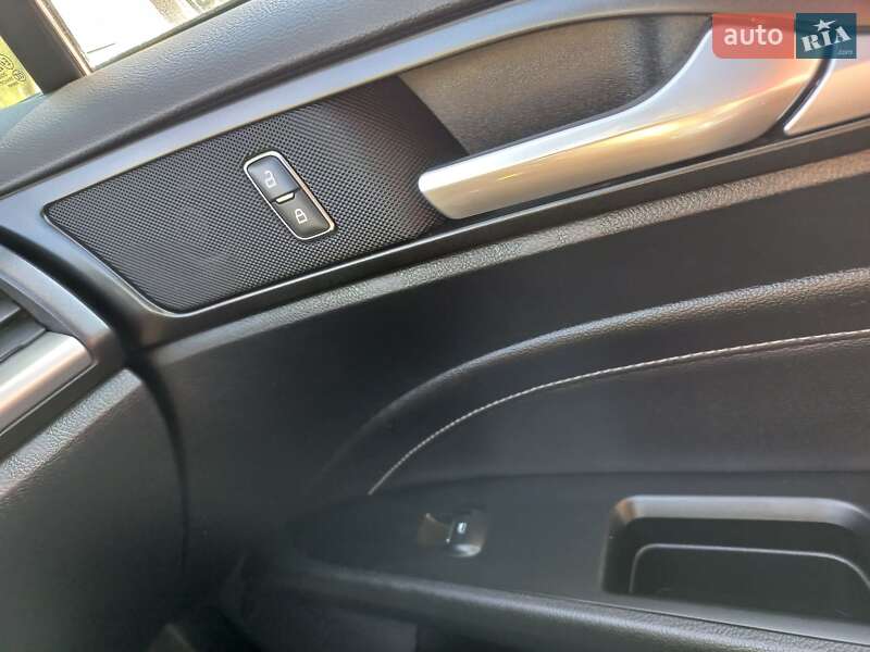 Седан Ford Fusion 2019 в Киеве