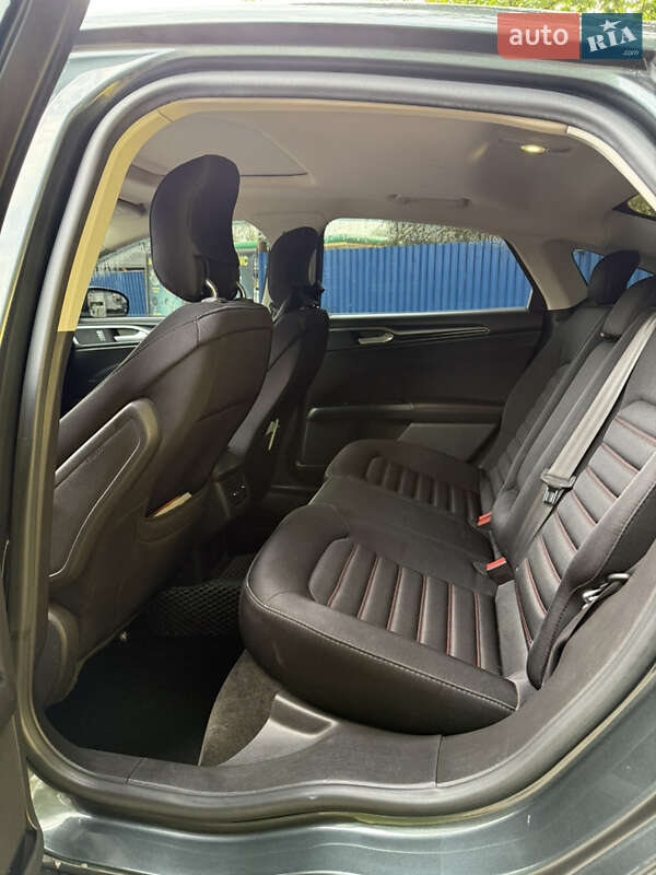 Седан Ford Fusion 2014 в Долині фото 7 Седан Ford Fusion 2014 в Долині