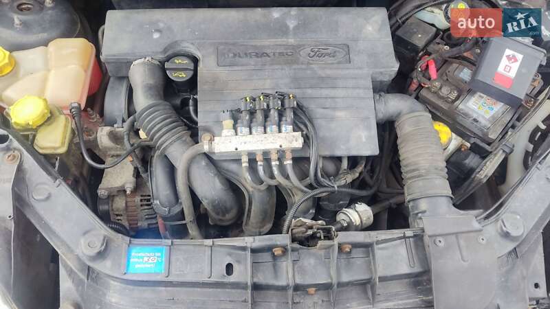 Хэтчбек Ford Fusion 2009 в Дубно фото 6 Хэтчбек Ford Fusion 2009 в Дубно