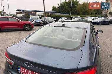 Седан Ford Fusion 2019 в 