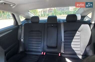 Седан Ford Fusion 2015 в 