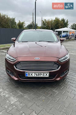 Седан Ford Fusion 2015 в 