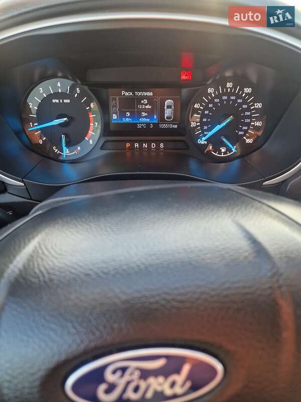 Седан Ford Fusion 2015 в Кременчуці