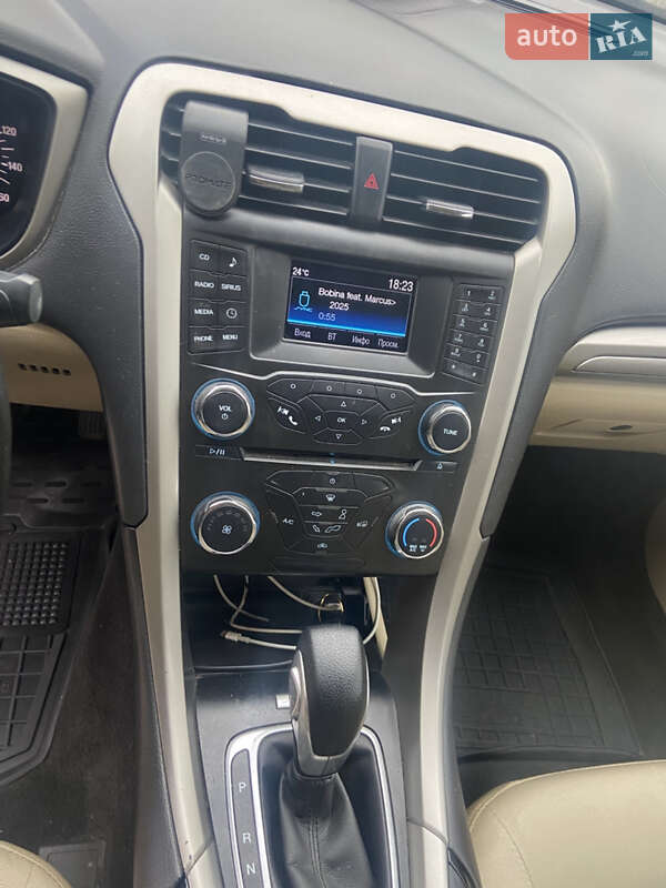 Седан Ford Fusion 2015 в Броварах