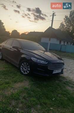 Седан Ford Fusion 2014 в Виннице