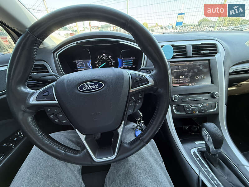 Седан Ford Fusion 2016 в Киеве