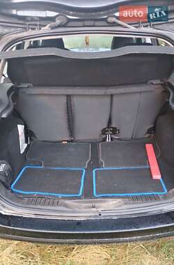 Хэтчбек Ford Fusion 2009 в 