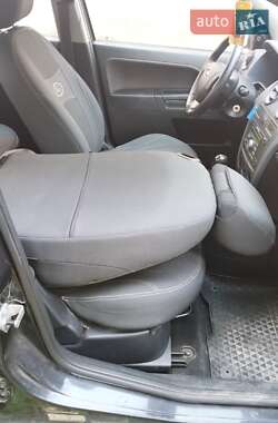 Хэтчбек Ford Fusion 2009 в 