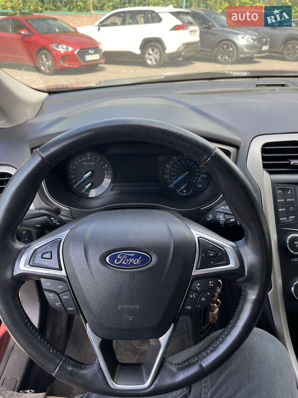 Седан Ford Fusion 2013 в Киеве