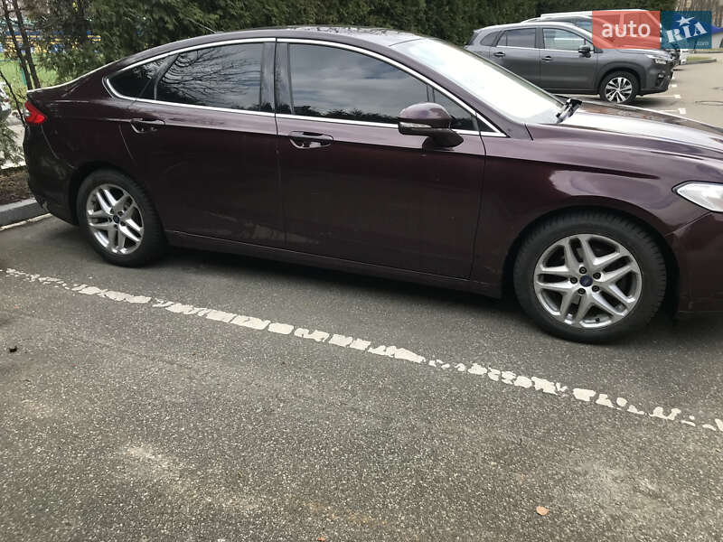 Седан Ford Fusion 2013 в Киеве