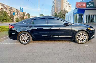 Седан Ford Fusion 2016 в 
