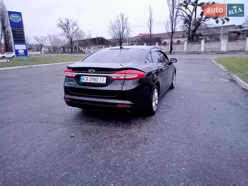 Седан Ford Fusion 2016 в Киеве фото 4 Седан Ford Fusion 2016 в Киеве