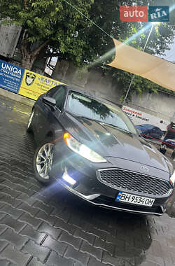 Седан Ford Fusion 2017 в Измаиле