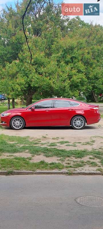 Седан Ford Fusion 2016 в Гайсине