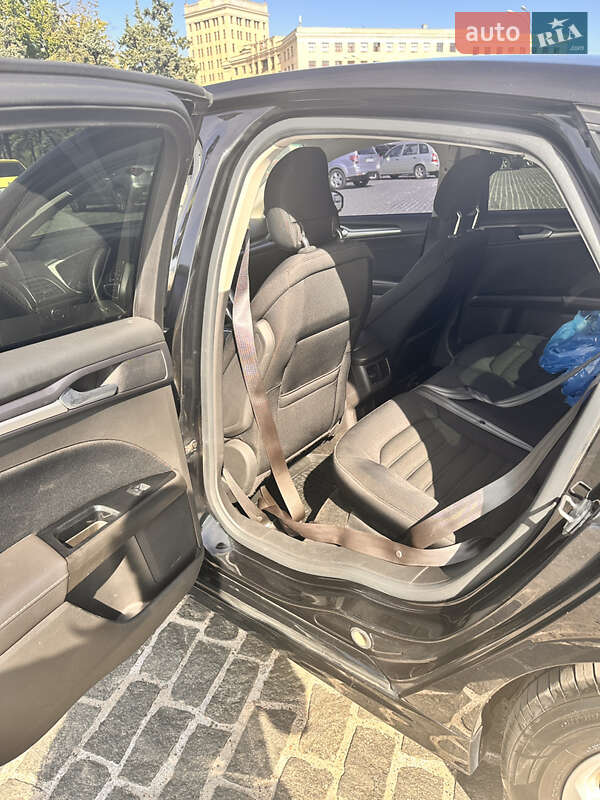 Седан Ford Fusion 2013 в Харкові