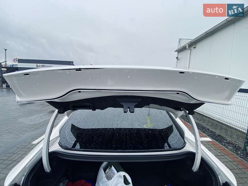Седан Ford Fusion 2014 в Киеве
